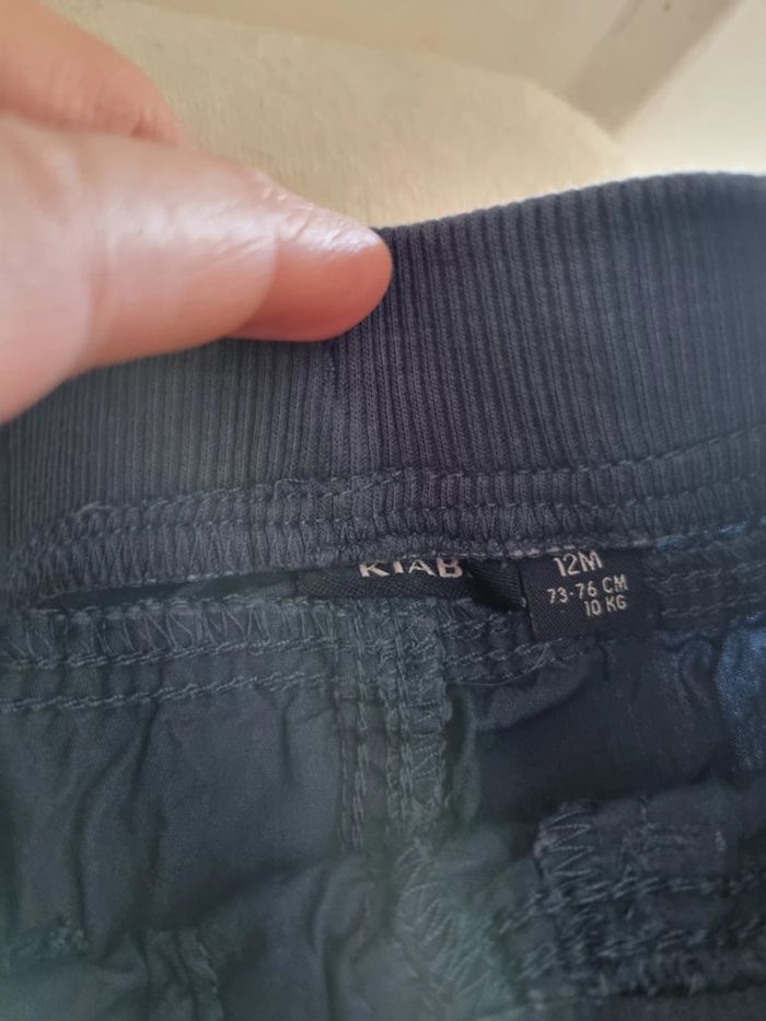 3 pantalons 12 mois - photo numéro 2