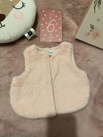 Gilet moumoute rose 6m