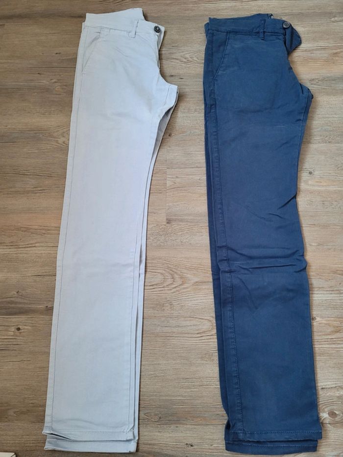 Lot 2 pantalons chinos