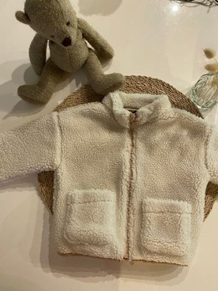 Veste bouclettes 9 mois - photo numéro 2