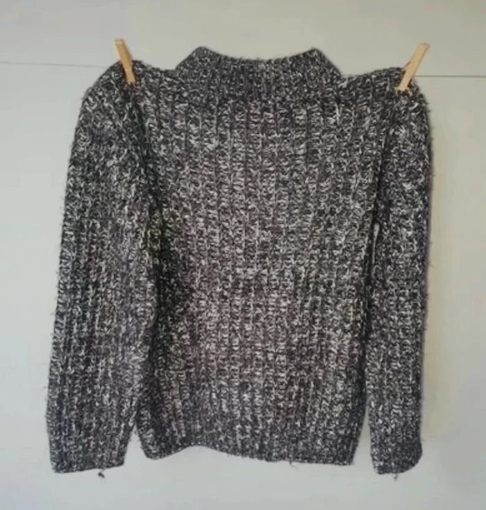 Pull T.8 ans Gemo - photo numéro 3