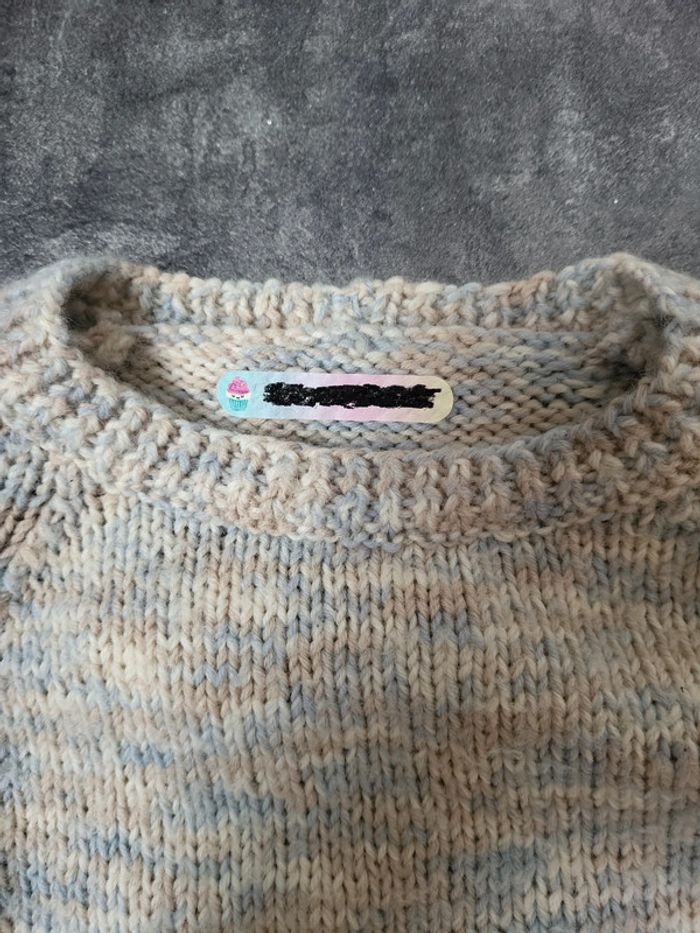 Pull en laine 4-5 ans mixte fait main très bon état - photo numéro 2