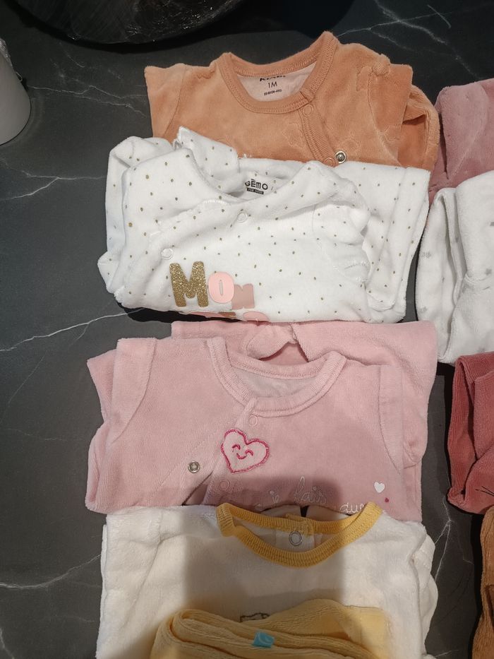 Lot de pyjamas - photo numéro 3