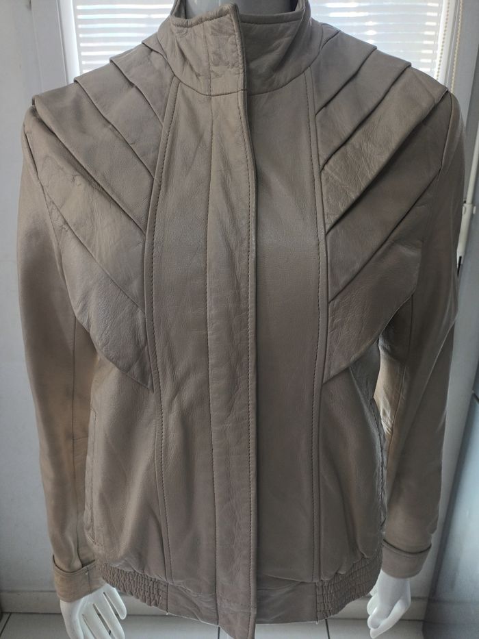 Veste vintage cuir souple Serge Blanco de couleur crème  taille S