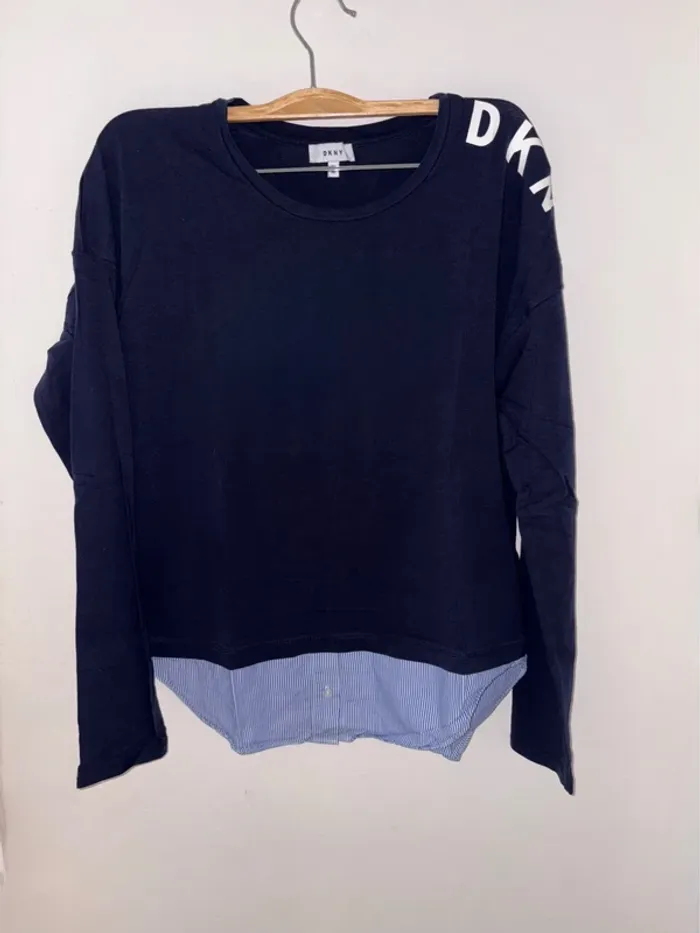 Haut manches longues femme DKNY bleu taille 16 ans ou 38 en très bon état - photo numéro 4
