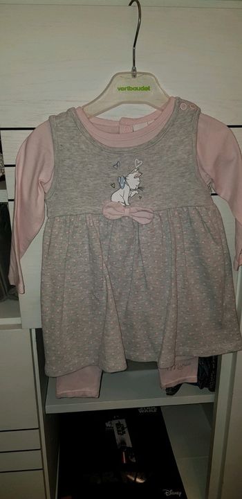 Enzemble disney marie 18 mois