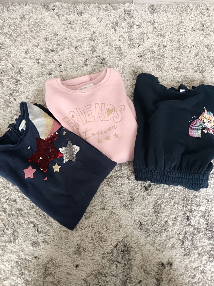 Lot  3 robes fille 8 ans