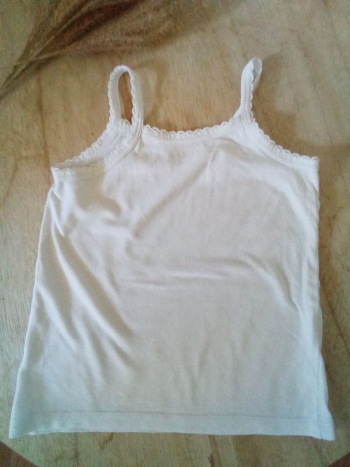 Lot 3 chemises de corps à bretelles Kiabi taille 2/3 ans - photo numéro 8