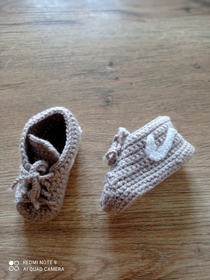 Chaussons fait mains - photo numéro 2