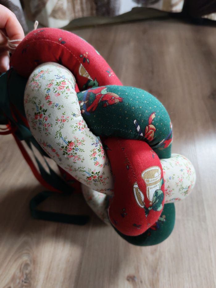 Couronne de Noel tressé en tissu - photo numéro 3