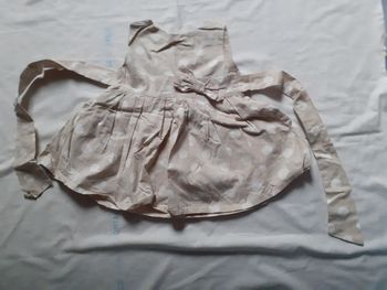 Robe beige gros pois blanc petit nœud et ceinture