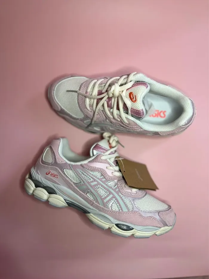 Asics gel Nyc Cream Rose Water Taille 39 - photo numéro 3