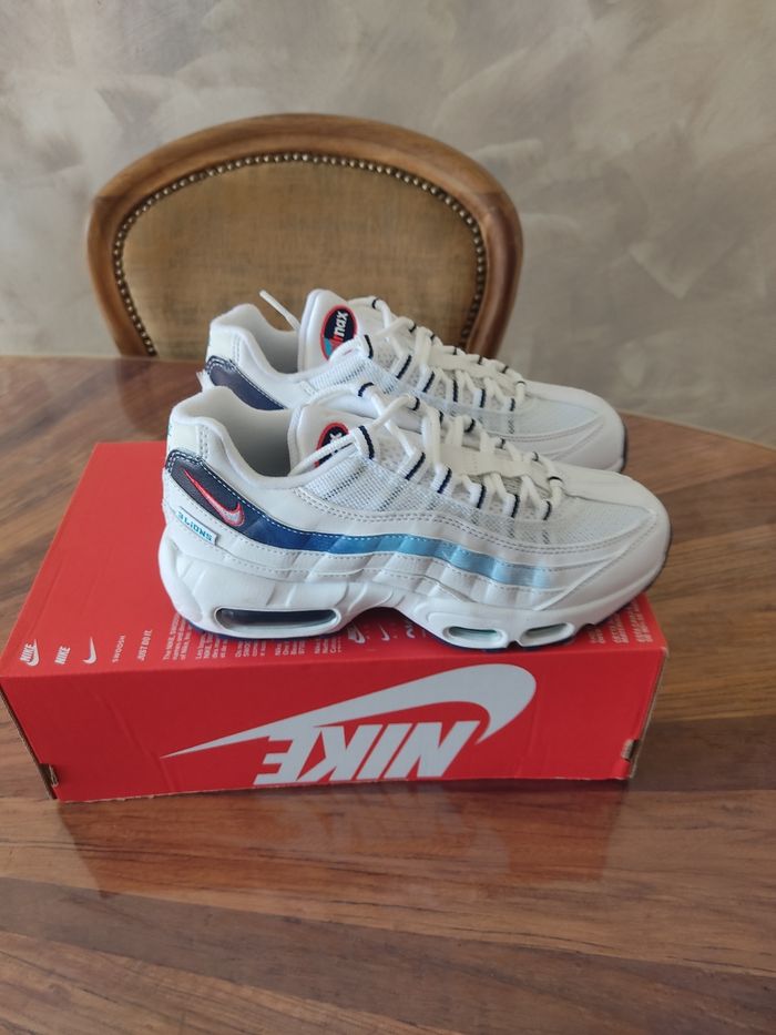 Baskets Nike air max 95 T 37.5 - photo numéro 4