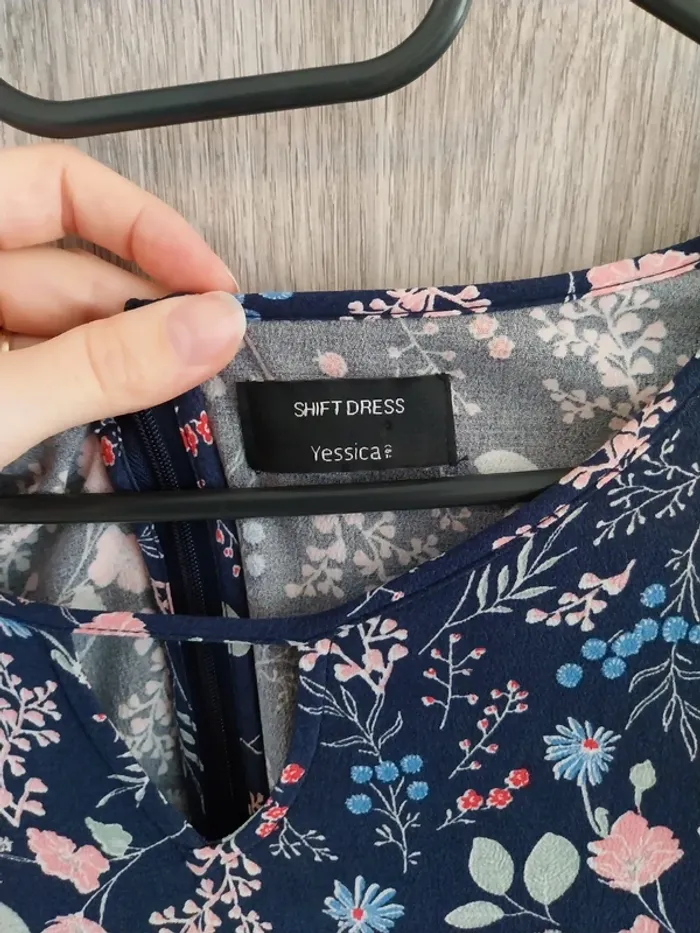 Robe yessica 42 - photo numéro 5