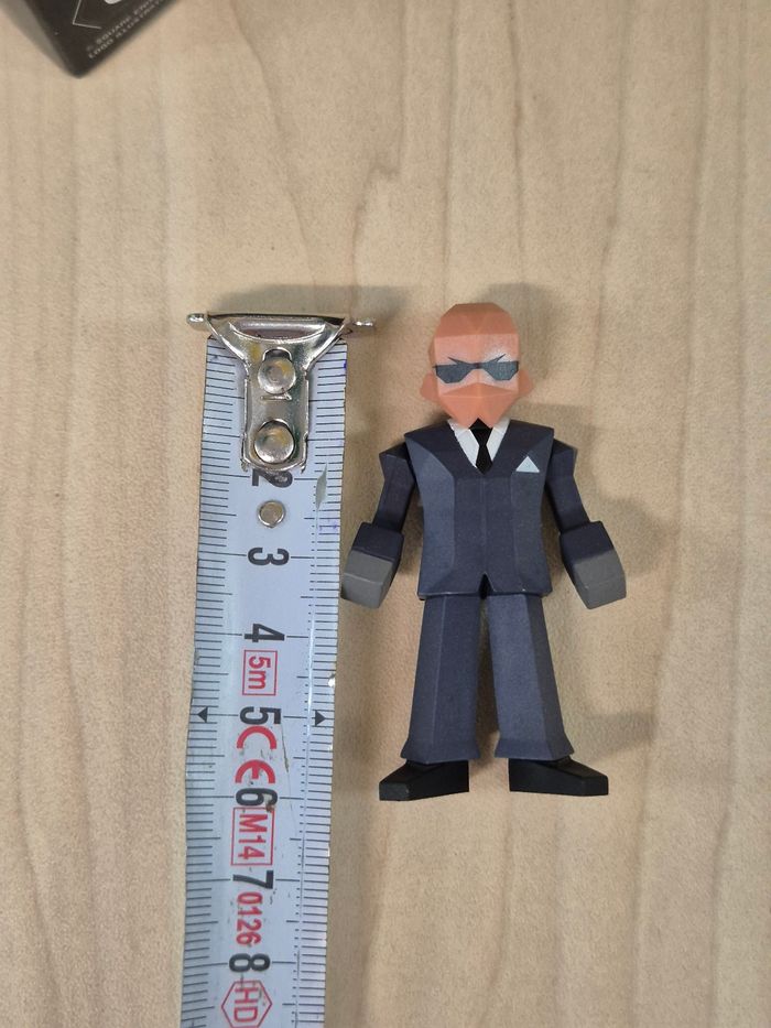 Figurine Polygones Final Fantasy VII : Rude - photo numéro 5