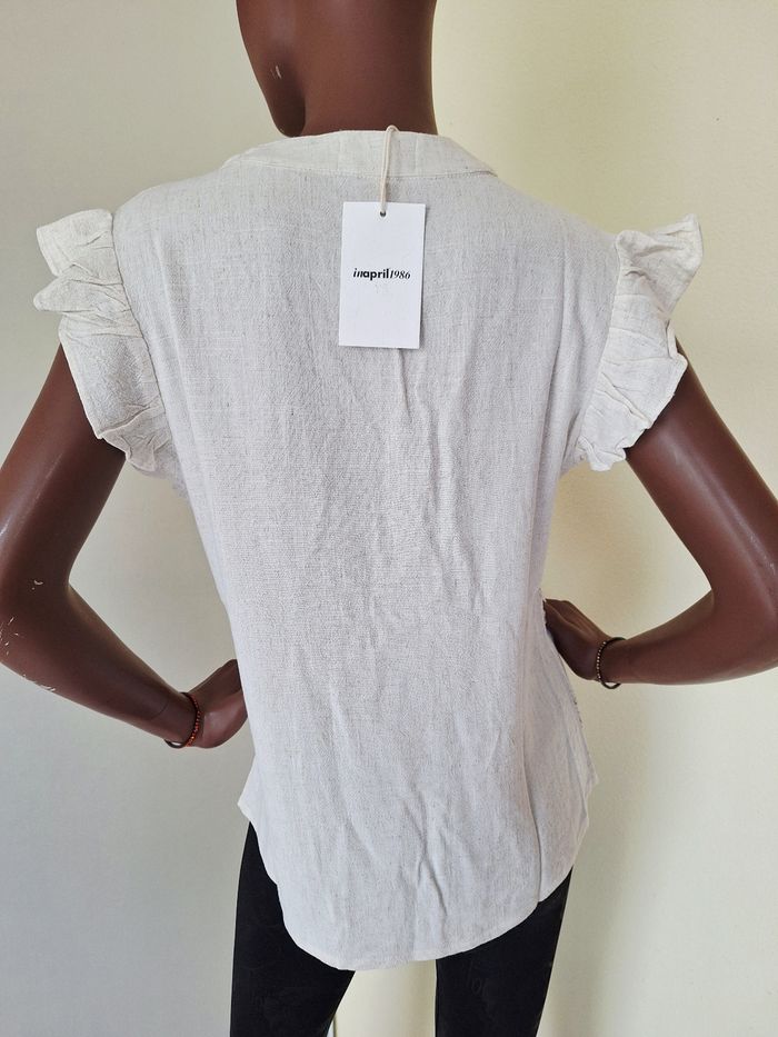 T-shirt taille M/L marque In April 1986 - photo numéro 4