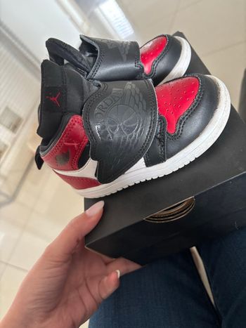Baskets à scratch Jordan 