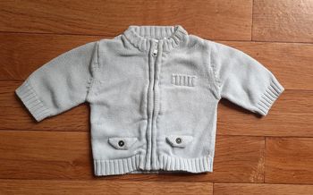 Gilet bleu clair 1 mois