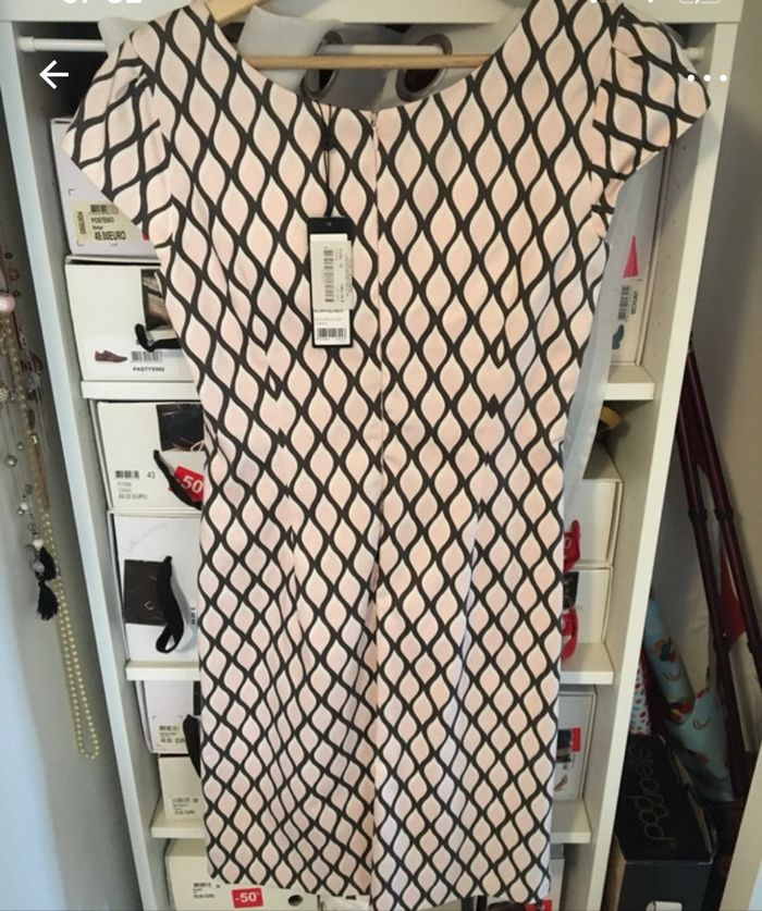 Robe rose et noir - photo numéro 3