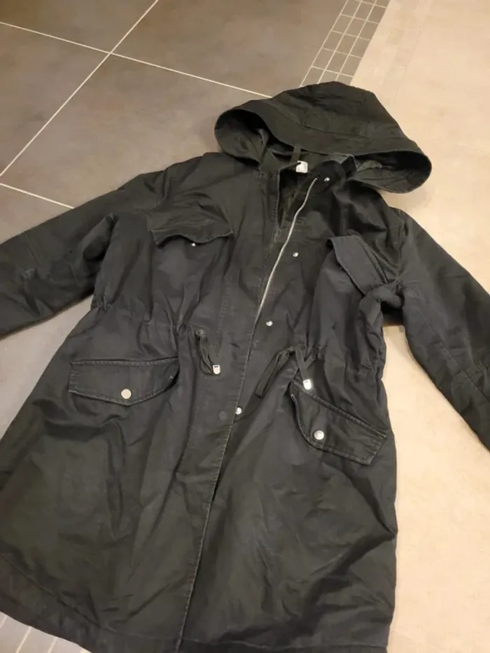 Parkas doudoune a capuche taille m h &m noir - photo numéro 2