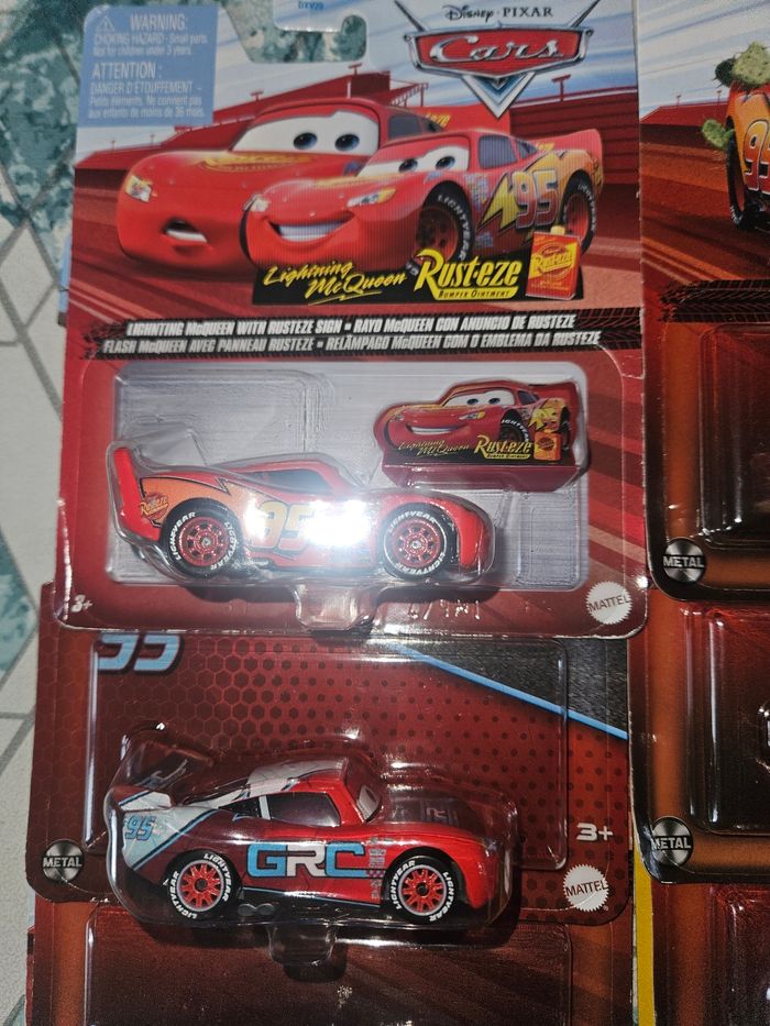 10 voitures cars Mattel neuves Disney Pixars 10 voitures mcqueen différentes - photo numéro 3