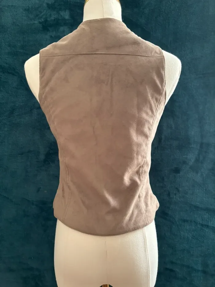 Gilet sans manches camel suédine vintage Camaïeu – taille 40 (équiv. M/L) - photo numéro 4