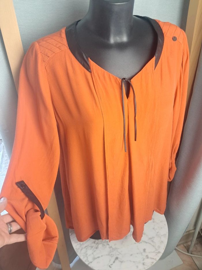 Mado et autres blouse orange T.44 en tbe - photo numéro 3