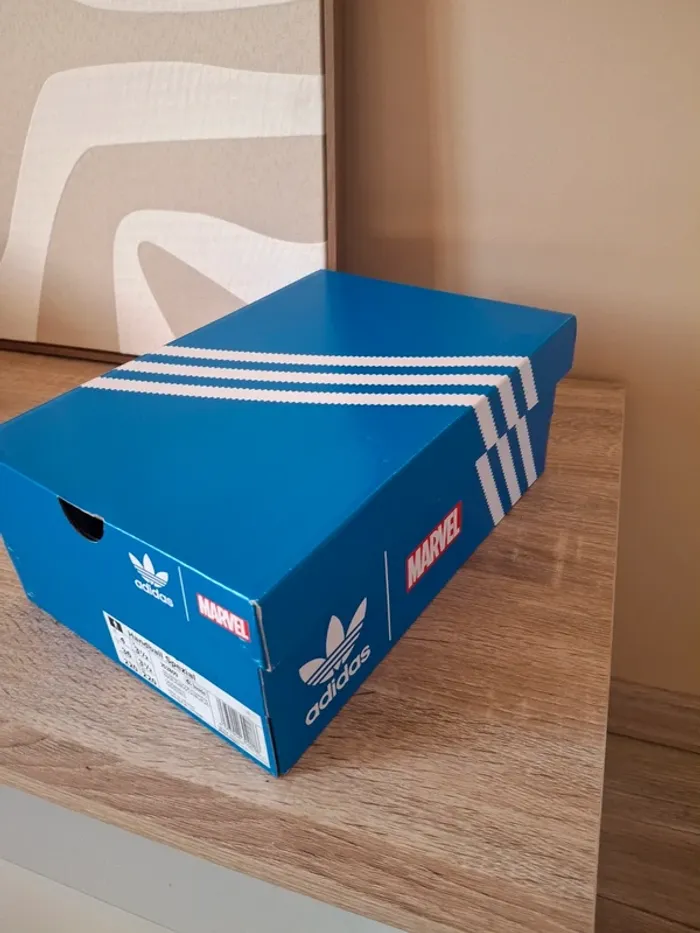 Adidas Spezial Édition Limitée Marvel Dr Strange - photo numéro 3