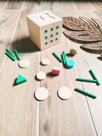 🧩 Jouet d'éveil - Cube en bois  Montessori 3-en-1 -