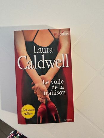 Le voile de la trahison