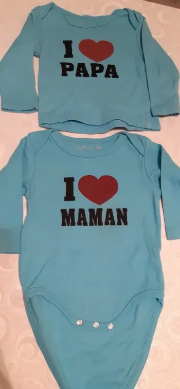 Lot tee shirt et body papa maman 12 mois