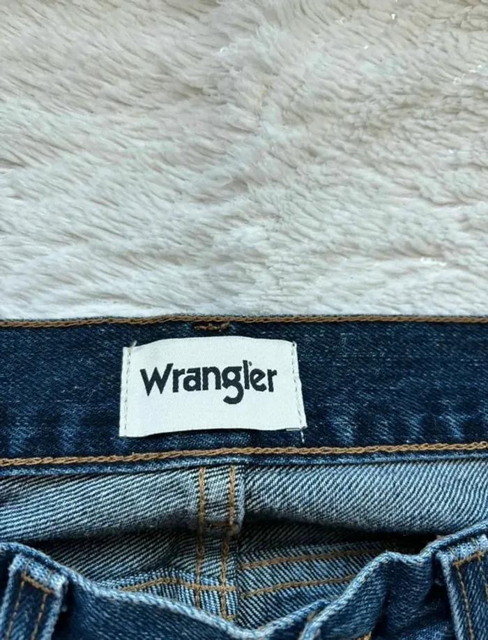 Jean Wrangler Larston bleu foncé délavé coupe slim tapered homme taille W28 38 M L32 - photo numéro 7