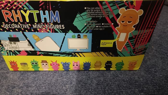 Lot 5 figurines adhésif décoratif écran - photo numéro 3