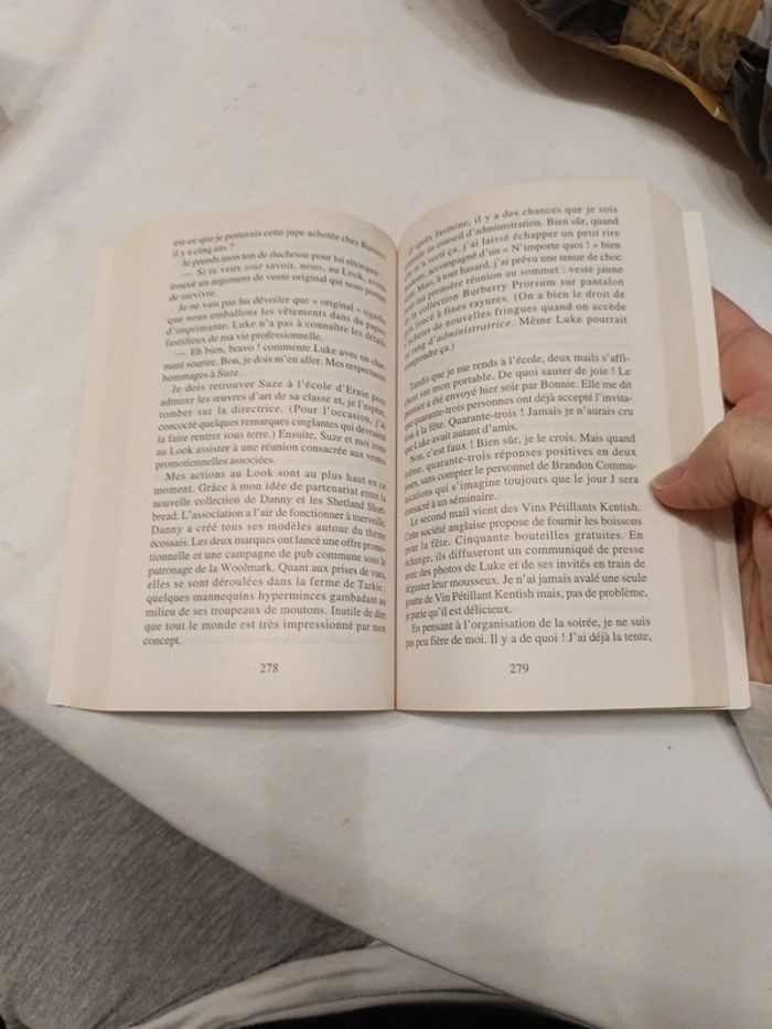 Livre Mini-accro du shopping - photo numéro 3