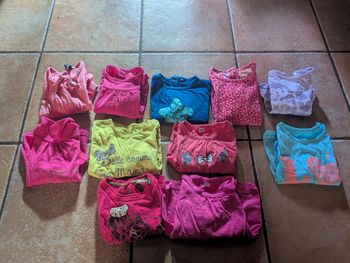 Lot vêtements fille 9 mois 