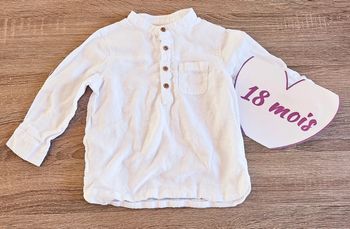 Chemise taille 18 mois