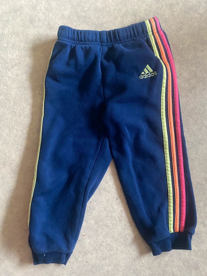 Jogging adidas