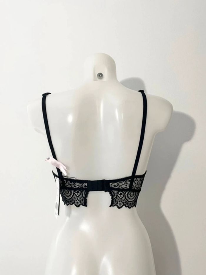 Soutien gorge neuf - photo numéro 5