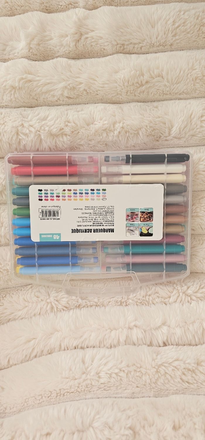 Lot de 48 marqueurs acrylique Neufs - photo numéro 7