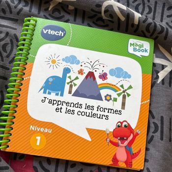 Formes et couleurs magibook