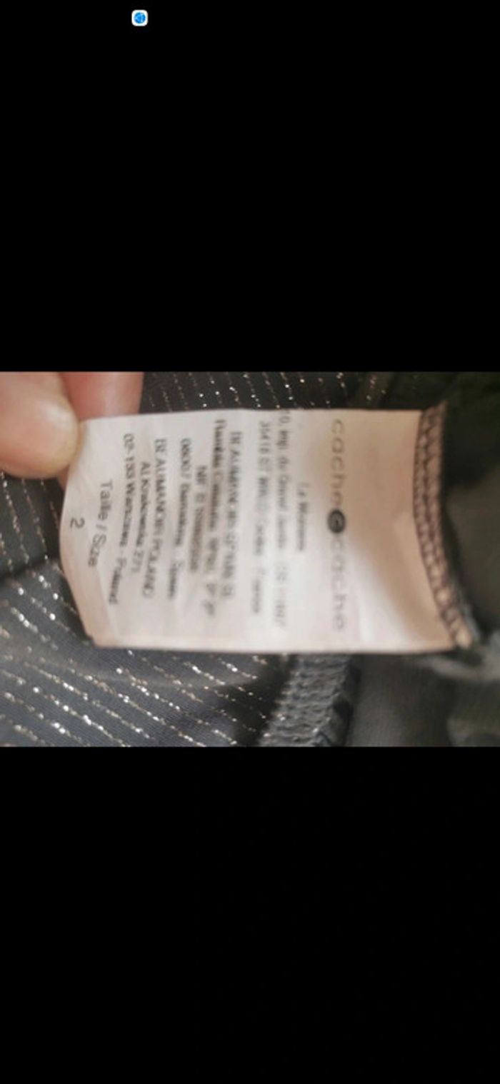 Top gris avec fil métallisé argenté. Taille 40. Cache Cache - photo numéro 6