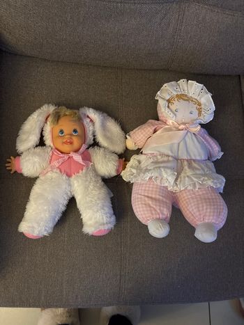Lot 2 poupées 
