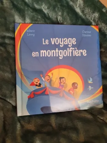 Livre le club des aventuriers de l'histoire "Le voyage en montgolfière"
