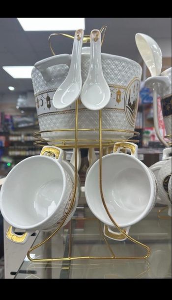 Soupière neuf doré blanc