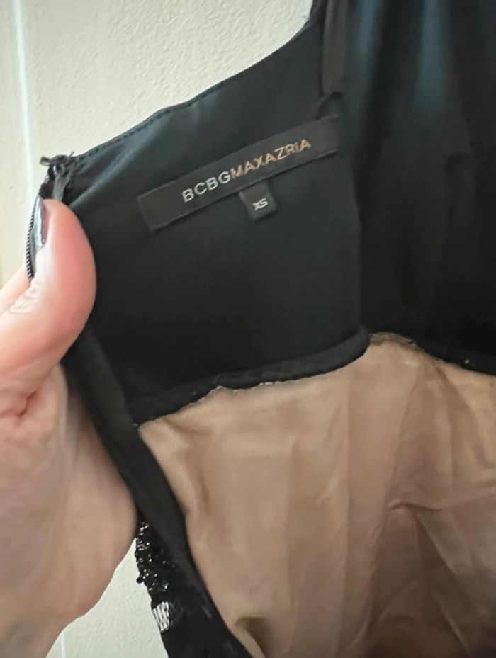 Robe dentelle noire brodée perles rocailles taille 34 - BCBGmaxazria - photo numéro 8