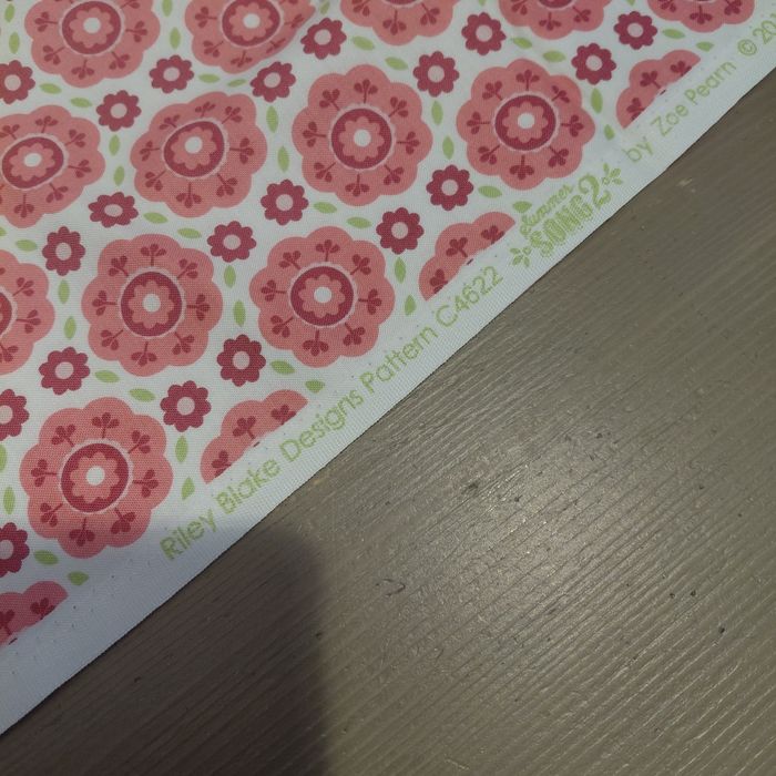 Riley Blake- coupon de coton fleurs roses - photo numéro 3