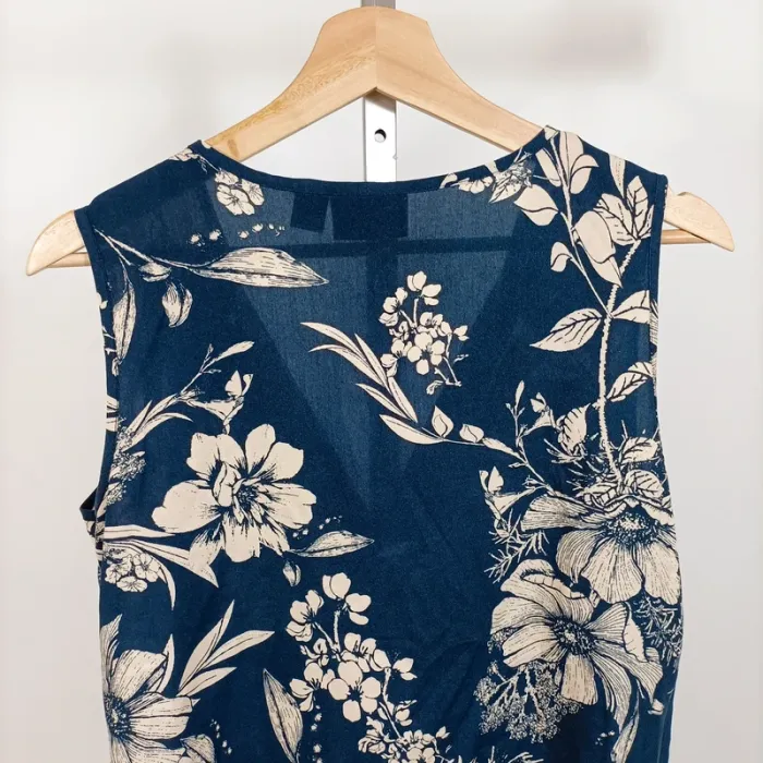 Top sans manches bleu fleuri col V – bpc selection – taille 36 A978 - photo numéro 8