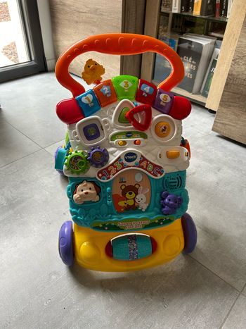 Trotteur parlant V Tech