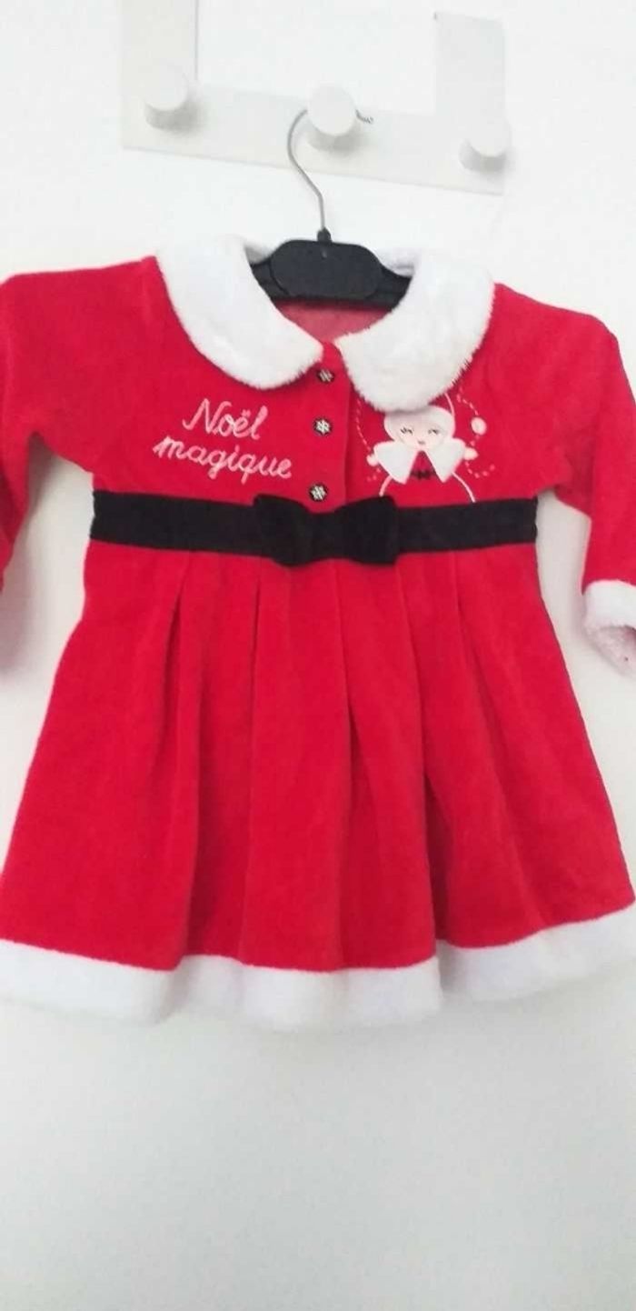 Robe fille rouge Noël taille 12 mois - photo numéro 2