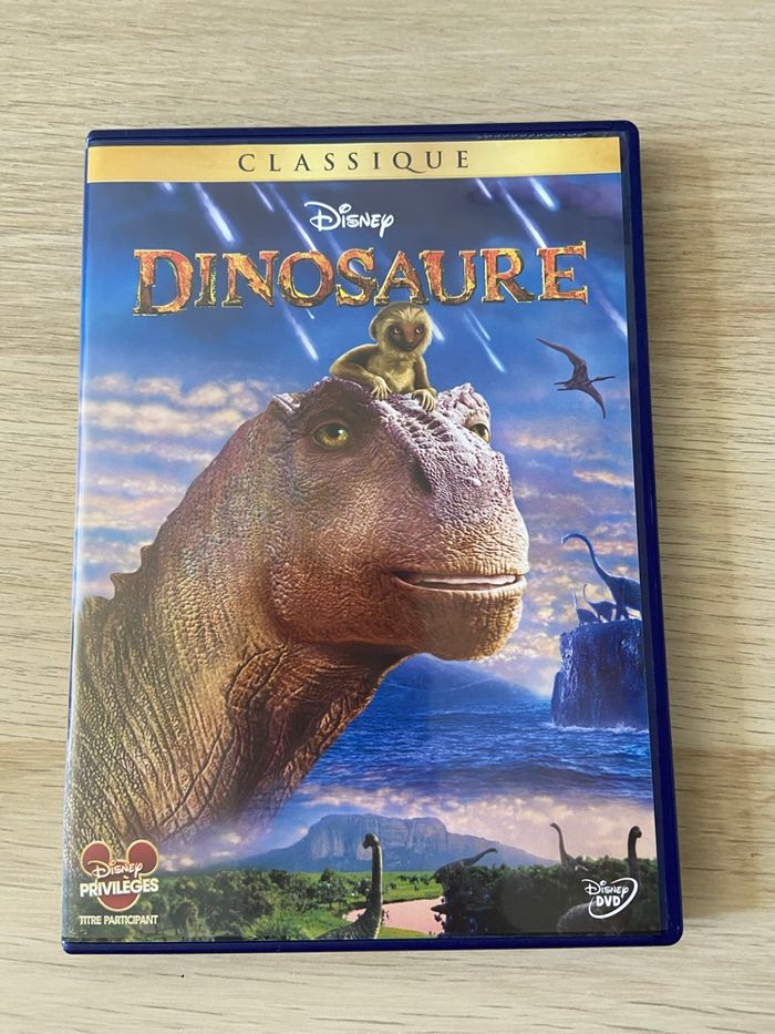 DVD numéroté Disney - Dinosaure - photo numéro 1